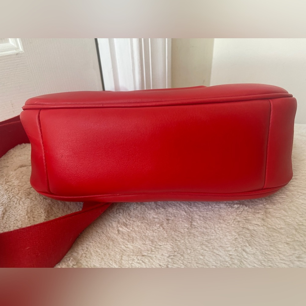 Coach Teri Shoulder Bag With Signature Quilting EUC - Picture 5 of 14